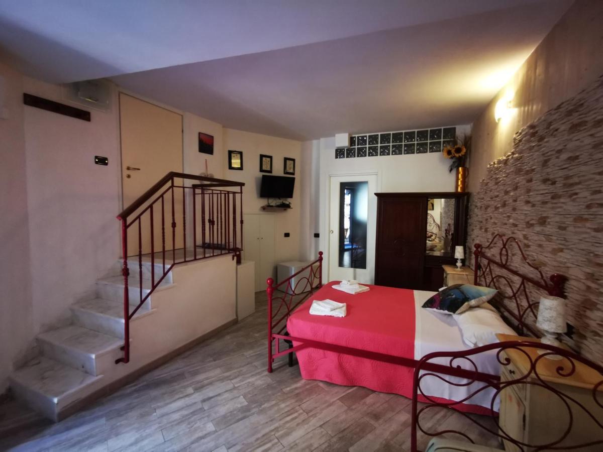 Michela Rooms Riomaggiore Luaran gambar